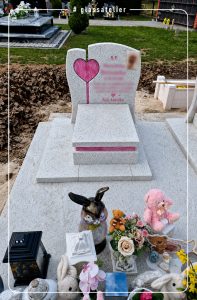 nagrobek serce szkło tiffany róz